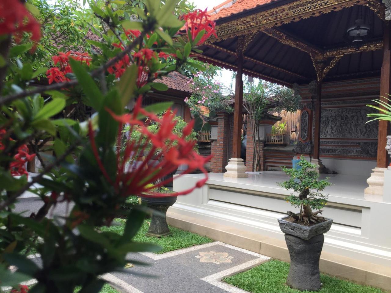 Merthayasa Bungalow 2 Hotel Ubud  Exterior photo